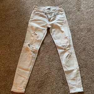 American Eagle Super Stretch Ripped Skinny Jeans